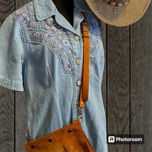 Plus Size Denim Dress Coastal Cowgirl Country Embroidered Blue Jean Button Sz 3X - Picture 6 of 15